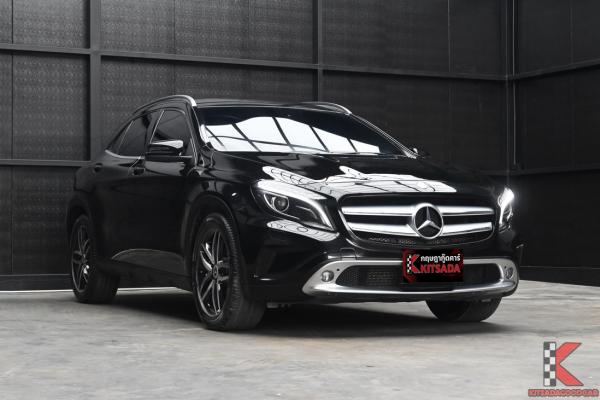 Mercedes-Benz GLA200 1.6 W156 ( 2015 ) Urban SUV