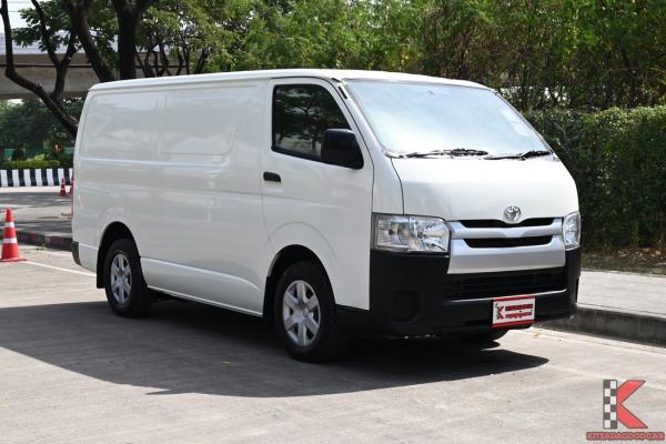 Toyota Hiace 3.0 (ปี 2018) Economy Van