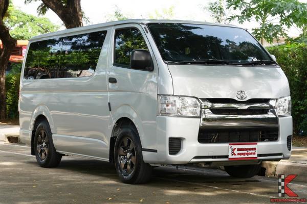 Toyota Hiace 3.0 ตัวเตี้ย ( 2016 ) D4D Van