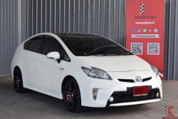 Toyota Prius 1.8 (ปี 2013) Hybrid Top option grade Hatchback AT