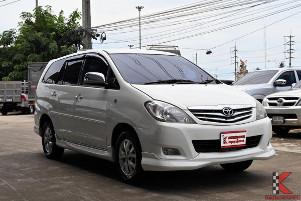 Toyota INNOVA 2.0 ( 2011 ) V Wagon