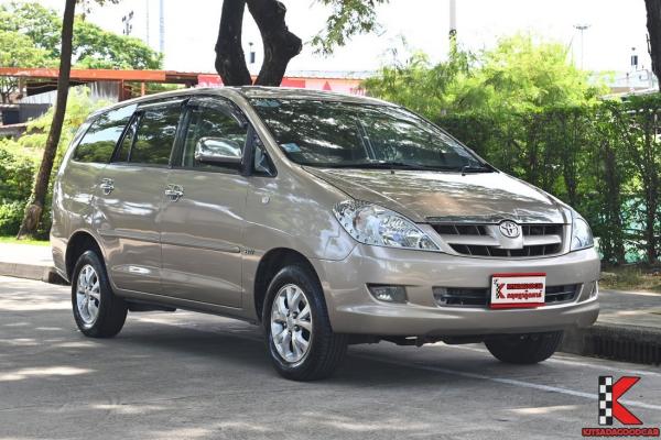 Toyota Innova 2.0 ( ปี 2005 ) V Wagon