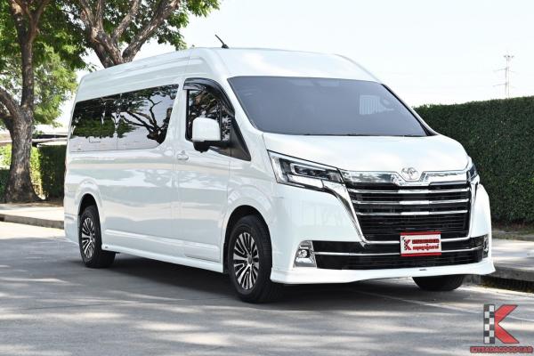 Toyota Commuter 2.8 ( 2023 ) Van