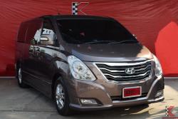 Hyundai H-1 2.5 (ปี 2014) Deluxe Van AT