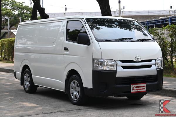 Toyota Hiace 3.0 (ปี 2017) ตัวเตี้ย D4D Van