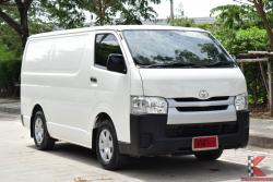 Toyota Hiace 3.0 ตัวเตี้ย ( ปี 2015 ) D4D Van MT