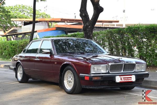 Jaguar Sovereign 4.0 (ปี 1994) Saloon Sedan