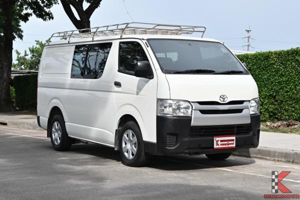 Toyota Hiace 3.0 ตัวเตี้ย ( ปี 2019 ) D4D Van
