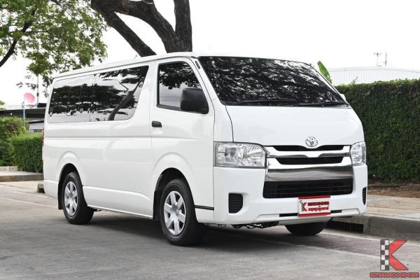 Toyota Hiace 3.0 ตัวเตี้ย ( ปี 2018 ) D4D Van