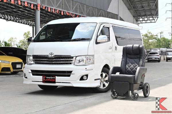 Toyota VENTURY 2.7 (ปี 2013) V Van