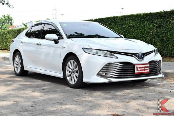 Toyota Camry 2.5 ( 2019 ) Hybrid Premium Sedan