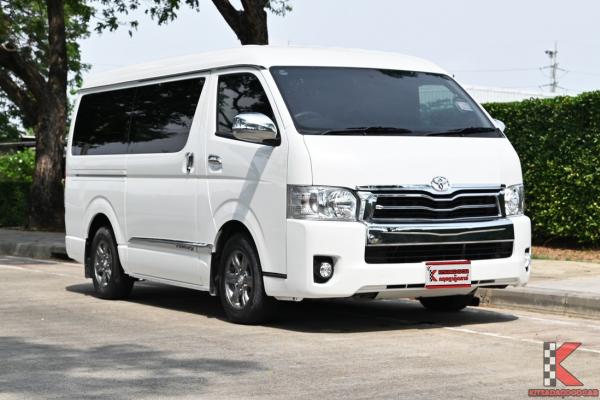 Toyota Ventury 3.0 ( 2018 ) G Van