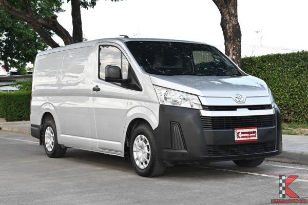 Toyota Hiace 2.8 ( ปี 2020 ) ECO Van
