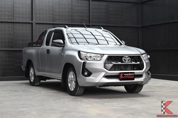 Toyota HILUX REVO 2.4 ( 2026 ) Smart Cab Z Edition Entry Pickup