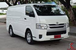 Toyota Hiace 3.0 COMMUTER (ปี 2015) Economy Van MT
