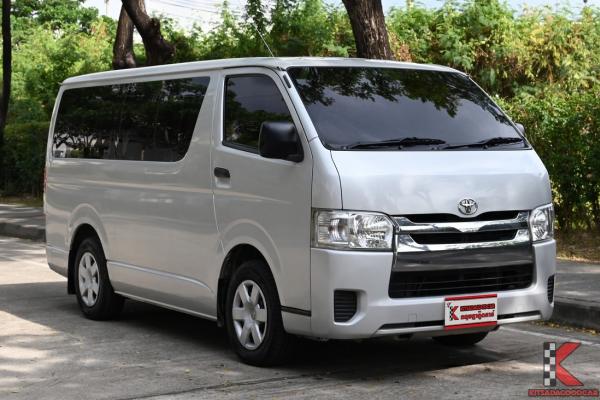 Toyota Hiace 3.0 (ปี 2017) ตัวเตี้ย D4D Van