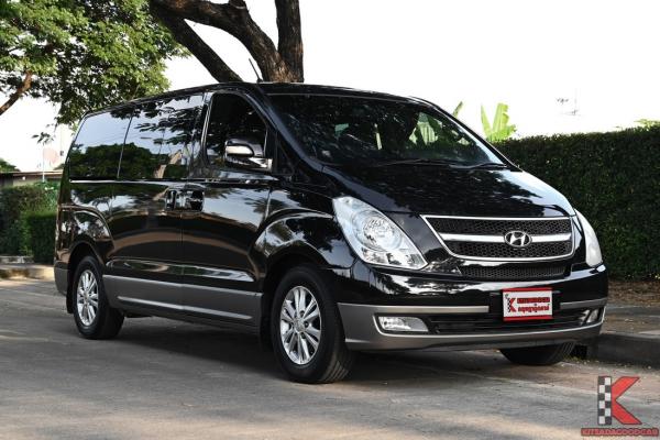 Hyundai H-1 2.5 (ปี 2012) Maesto Deluxe Van