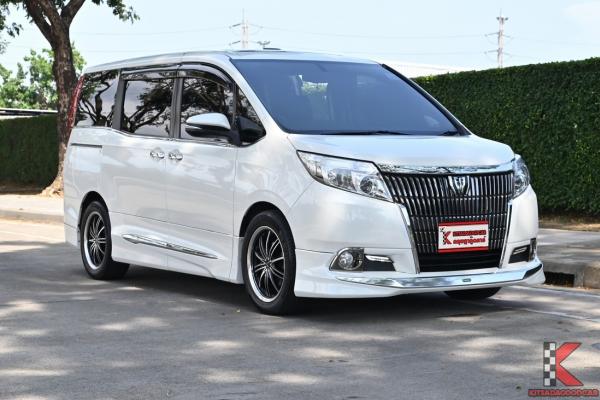 Toyota Esquire 2.0 ( 2015 ) Gi MPV