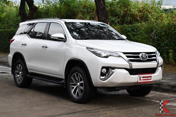 Toyota Fortuner 2.8 (ปี 2016) V 4WD SUV