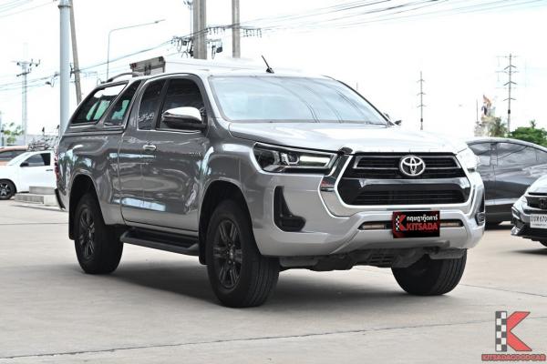 Toyota HILUX REVO 2.4 ( 2022 ) Smart Cab Prerunner Entry Pickup