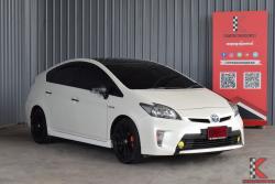 Toyota Prius 1.8 (2013) Hybrid Top option grade Hatchback AT