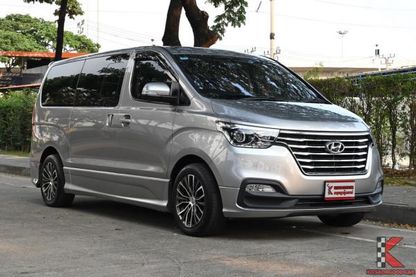 Hyundai H-1 2.5 (ปี 2019) Deluxe Van