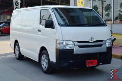 Toyota Hiace 3.0 ตัวเตี้ย ( ปี 2015 ) D4D Van MT