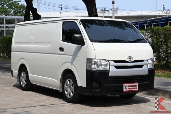 Toyota Hiace 3.0 (ปี 2017) Economy Van