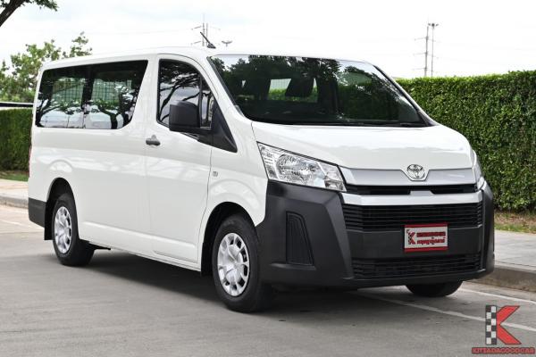 Toyota Hiace 2.8 ( ปี 2020 ) ECO Van