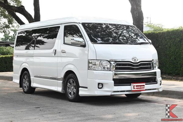 Toyota Ventury 3.0 ( ปี 2017 ) V Van