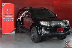Toyota Fortuner 3.0 (ปี 2015) V SUV AT