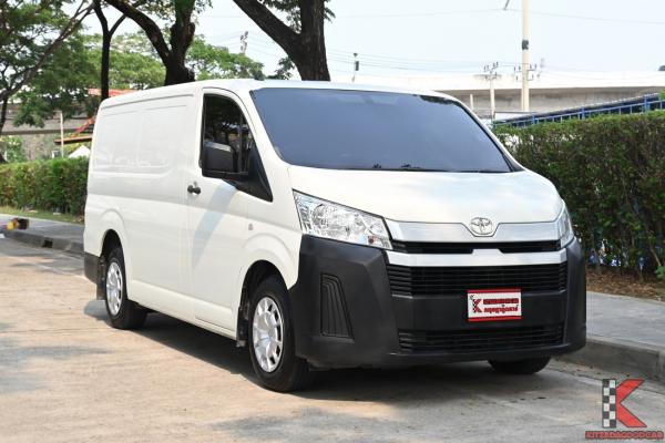 Toyota Hiace 2.8 ( ปี 2020 ) ECO Van