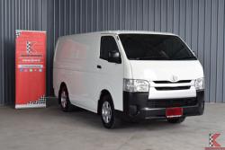Toyota Hiace 3.0 ตัวเตี้ย (ปี 2016) D4D Van MT