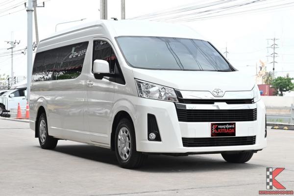 Toyota Commuter 2.8 ( 2024 ) Van