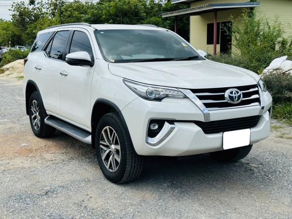 TOYOTA FOETUNER 2.4 V AT 4WD 2019