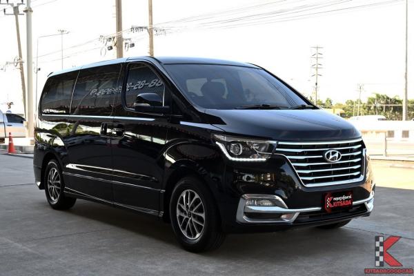 Hyundai H-1 2.5 ( 2019 ) Deluxe Van