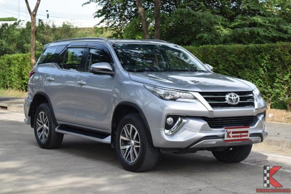 Toyota Fortuner 2.4 (ปี 2020) V SUV AT