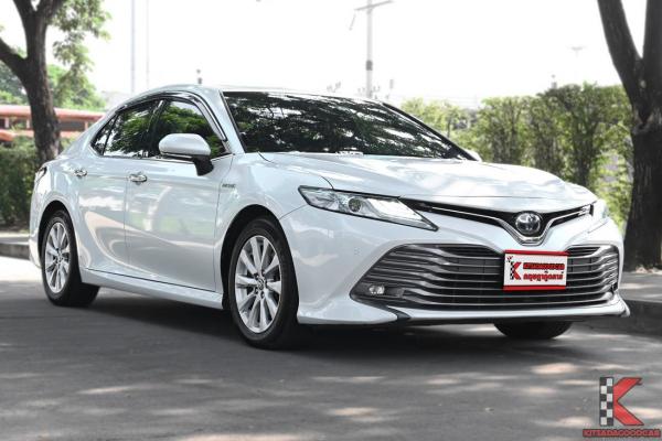 รถมือสอง Toyota Camry 2.5 (ปี 2019) Hybrid Premium Sedan