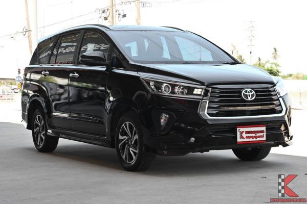 Toyota Innova 2.8 ( 2021 ) Crysta Wagon