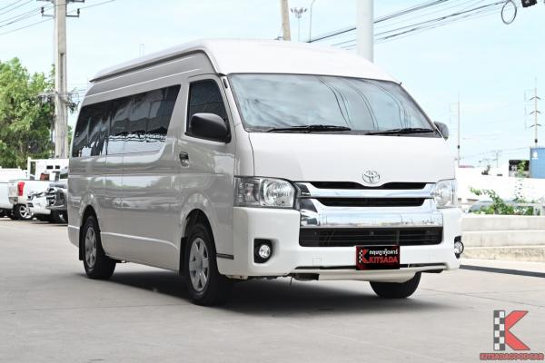 Toyota HIACE 3.0 Commuter ( 2019 ) D4D Van