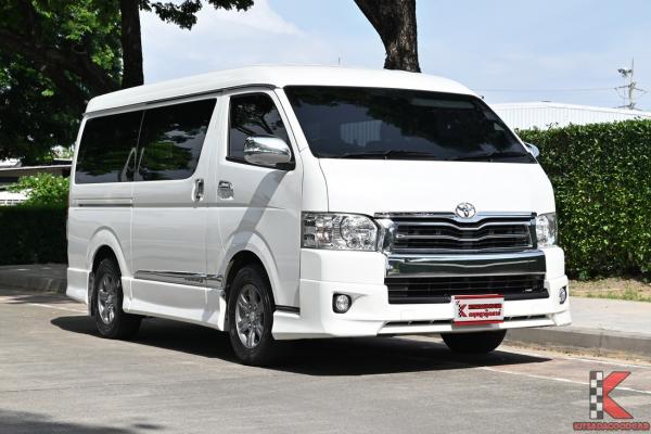 Toyota Ventury 3.0 ( 2015 ) V Van