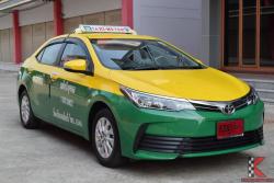 Toyota Corolla Altis 1.6 (ปี 2017)J Sedan MT 