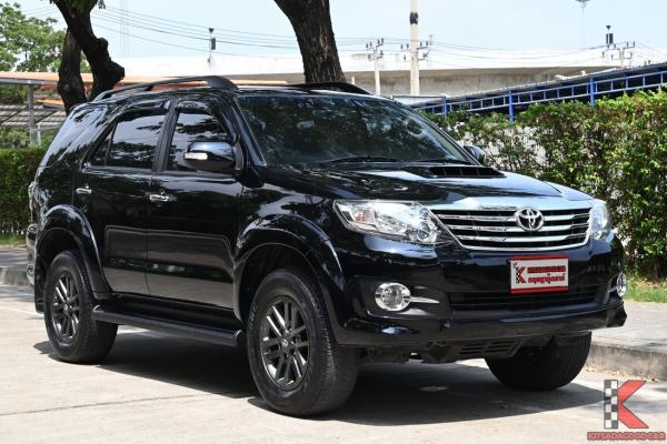 Toyota Fortuner 2.5 (ปี 2015) V SUV