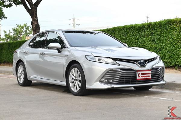 Toyota Camry 2.5 (ปี 2020) Hybrid Premium Sedan