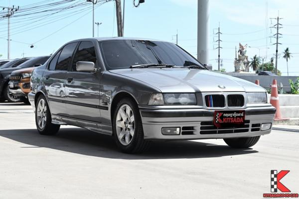 BMW 318i 1.8 E36 นกแก้ว ( 1993 ) Sedan