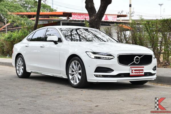 Volvo S90 2.0 ( 2018 ) D4 Momentum Sedan