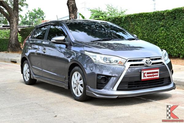 Toyota Yaris 1.2 ( 2014 ) G Hatchback