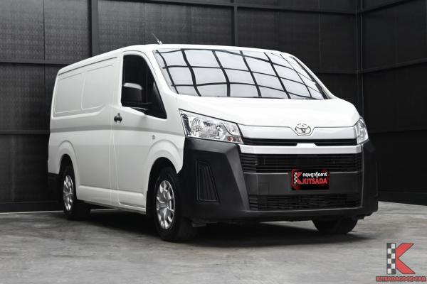 รถมือสอง Toyota HIACE 3.0 ตัวเตี้ย ( 2022 ) Economy D4D Van