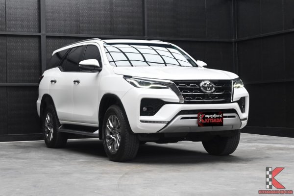 Toyota FORTUNER 2.4 ( 2022 ) V SUV