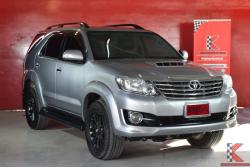 Toyota Fortuner 3.0 ( ปี 2015 ) V SUV AT